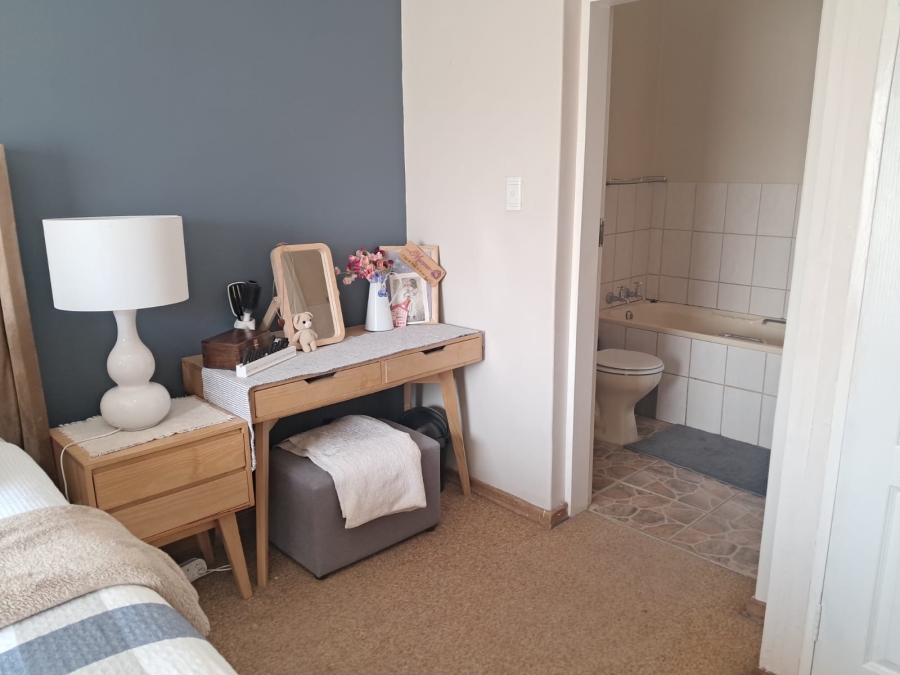 3 Bedroom Property for Sale in Flamingo Park Free State